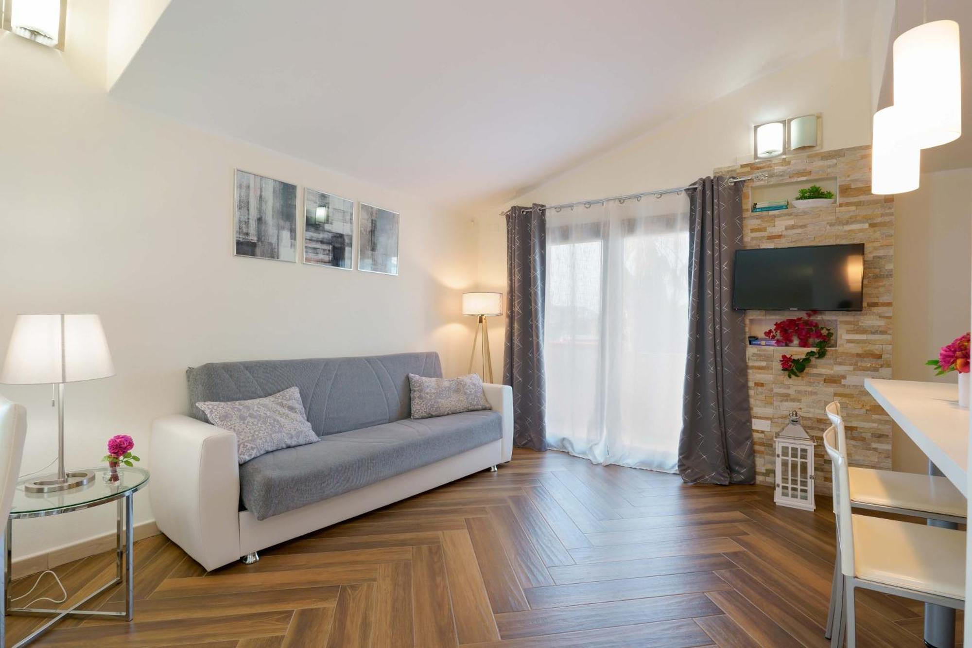 Exclusive Use Swimming Pool Available From June To September Cagliari Exterior photo